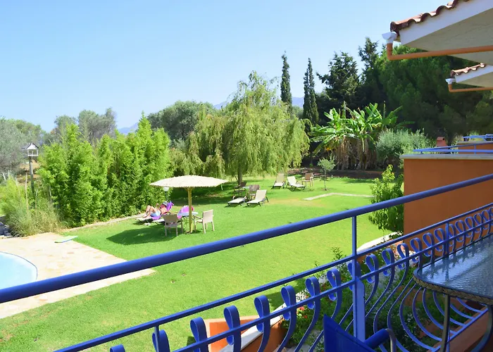 Simatos αpartments & *