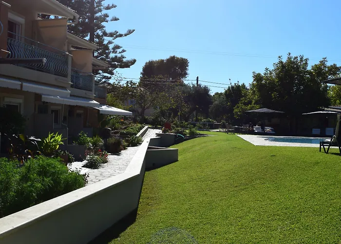 Simatos αpartments & 阿尔戈斯托利翁