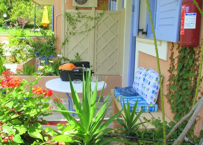 Simatos αpartments & Apartman