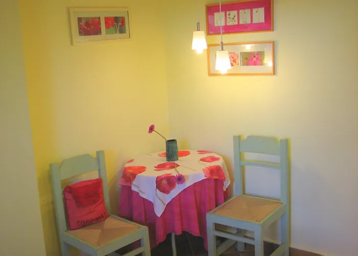 Simatos αpartments & *