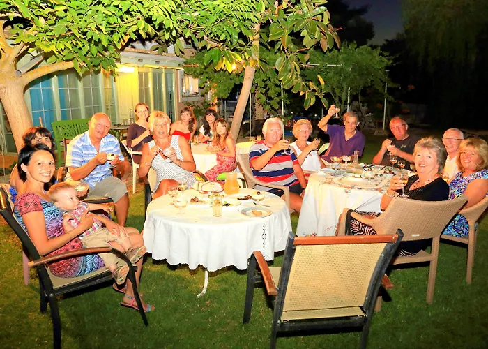 Simatos αpartments & * アルゴストリオン